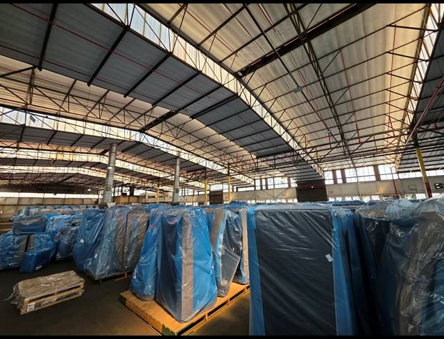 24,253M² WAREHOUSE TO LET IN STORMILL